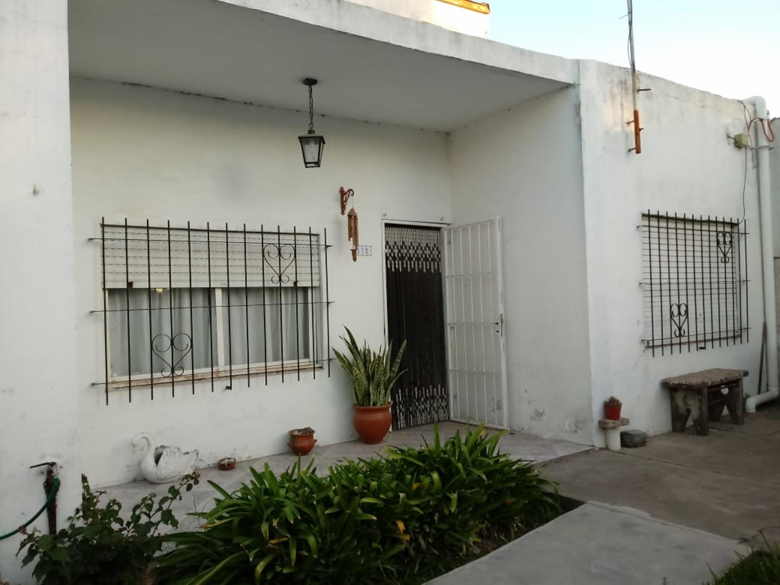 casa con departamento — foto 2