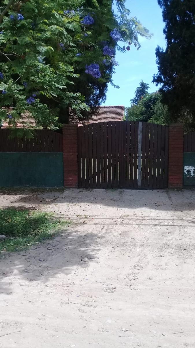 casa quinta en grand Bourg con pileta lote 1106 mts cuadrados - 9