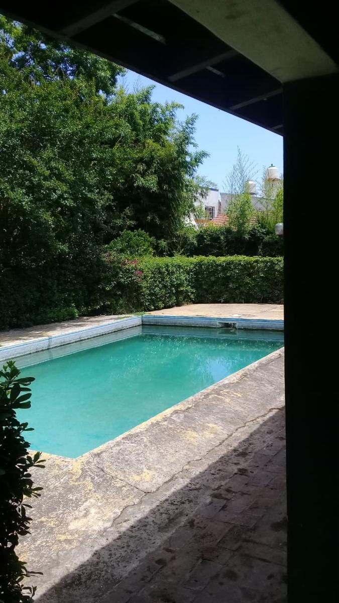 casa quinta en grand Bourg con pileta lote 1106 mts cuadrados - 31