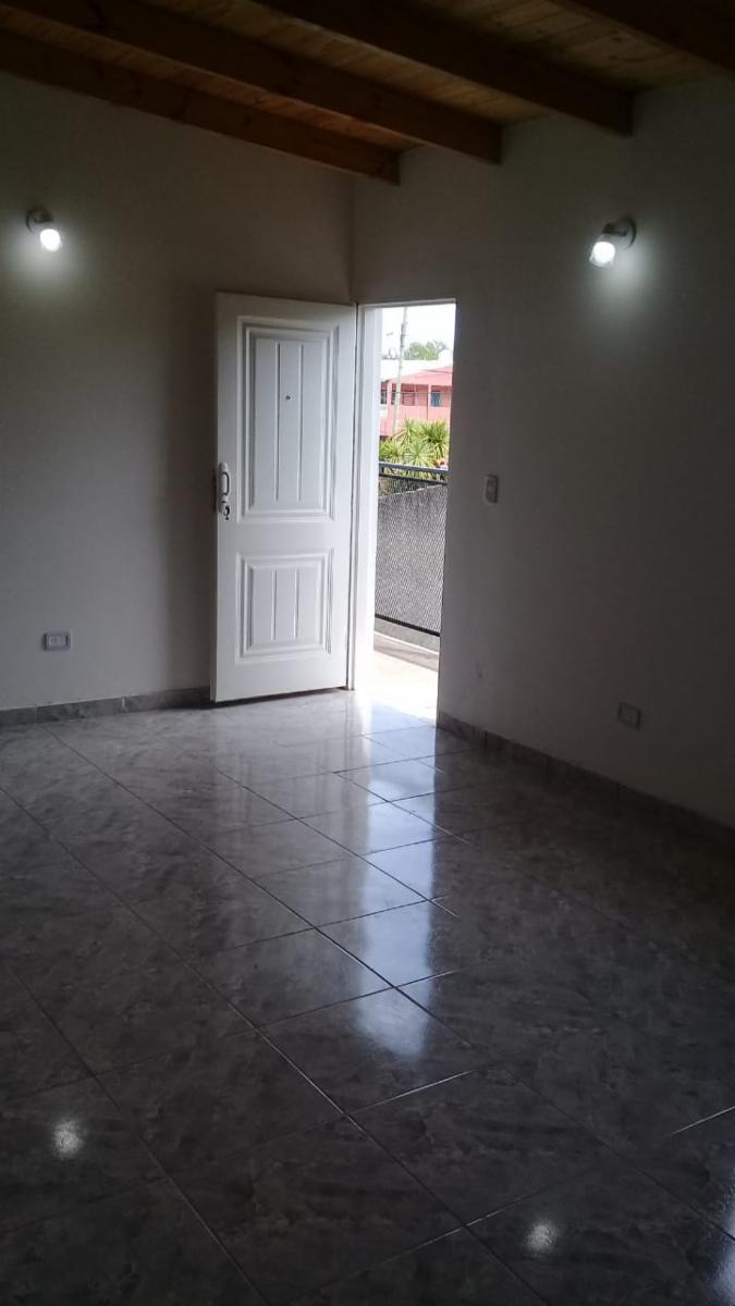 Departamento de dos dormitorios, baño, cocina comedor, con cochera a estenar - 1