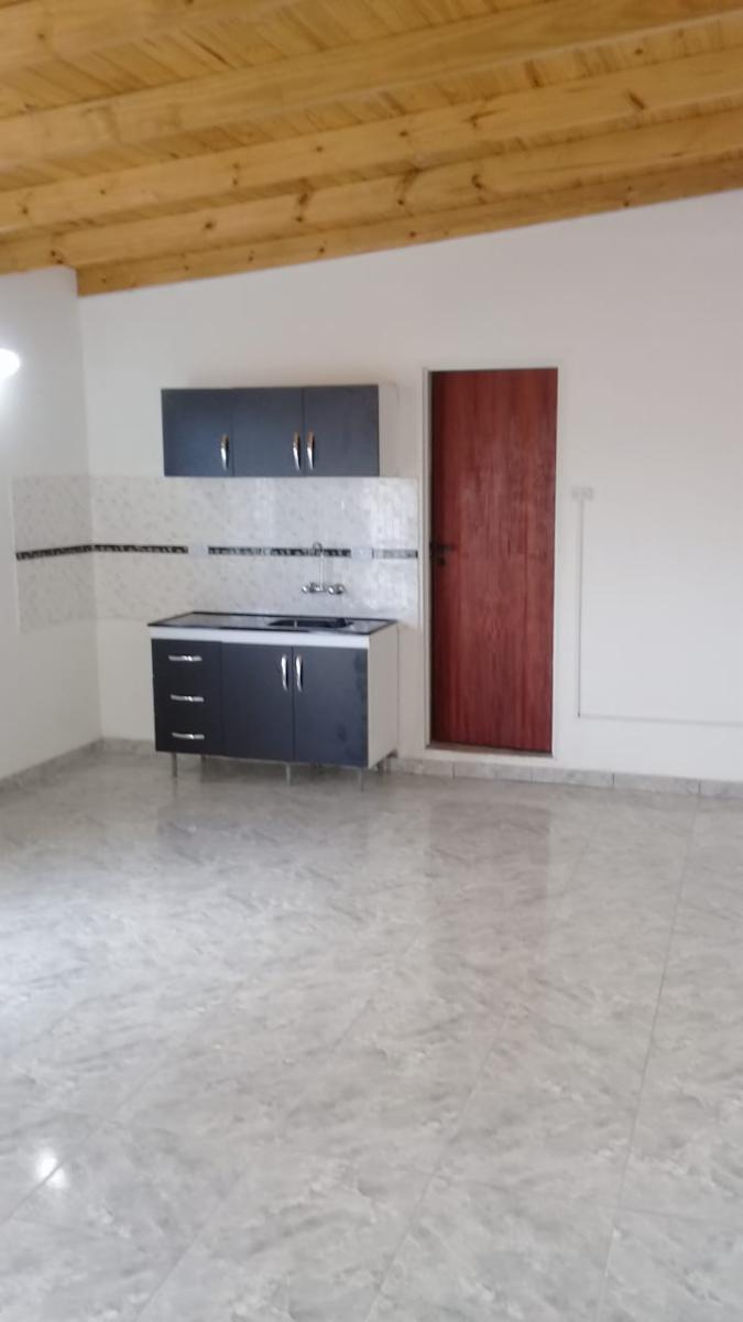 Departamento de dos dormitorios, baño, cocina comedor, con cochera a estenar - 10