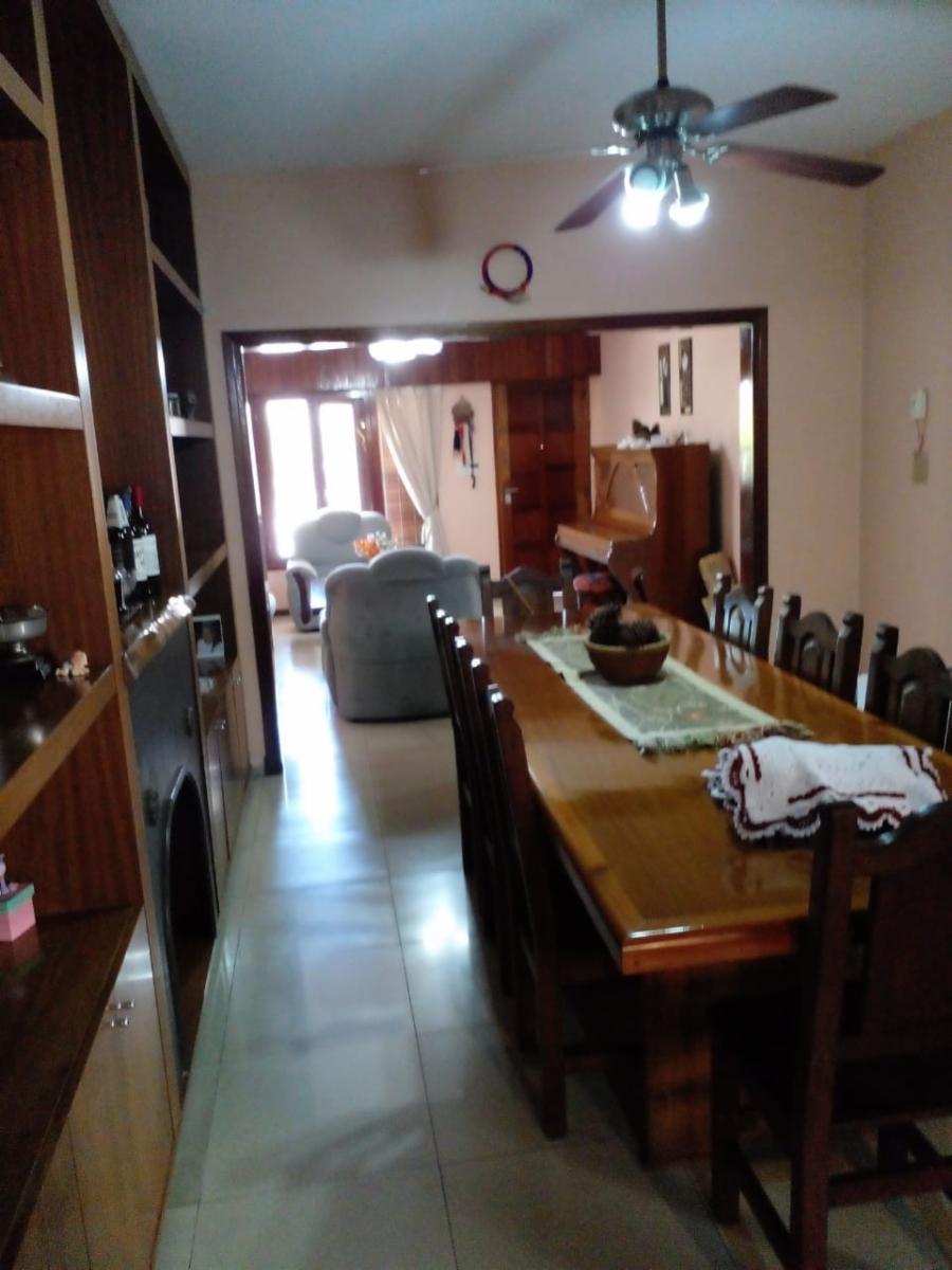 Excelente casa con pileta — foto 8