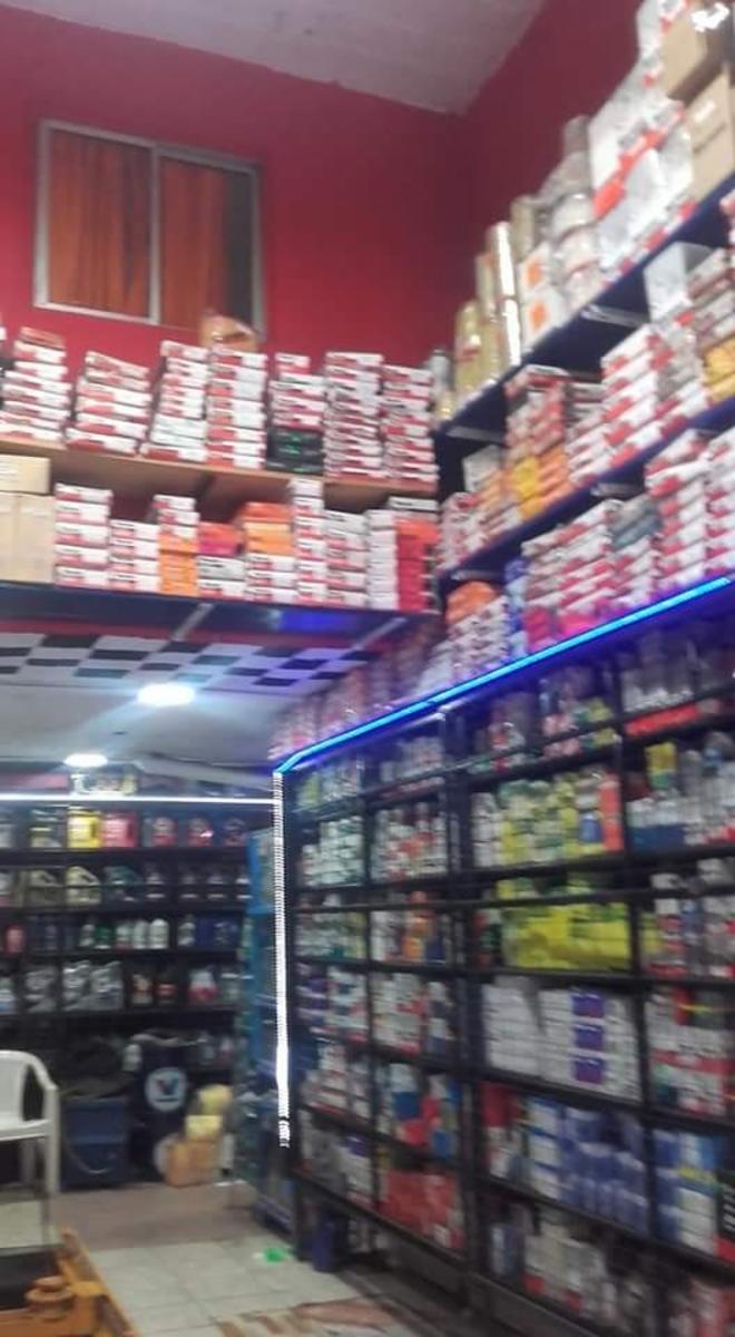Galpon de 380 metros, apto para Lavadero y Lubricentro - 4