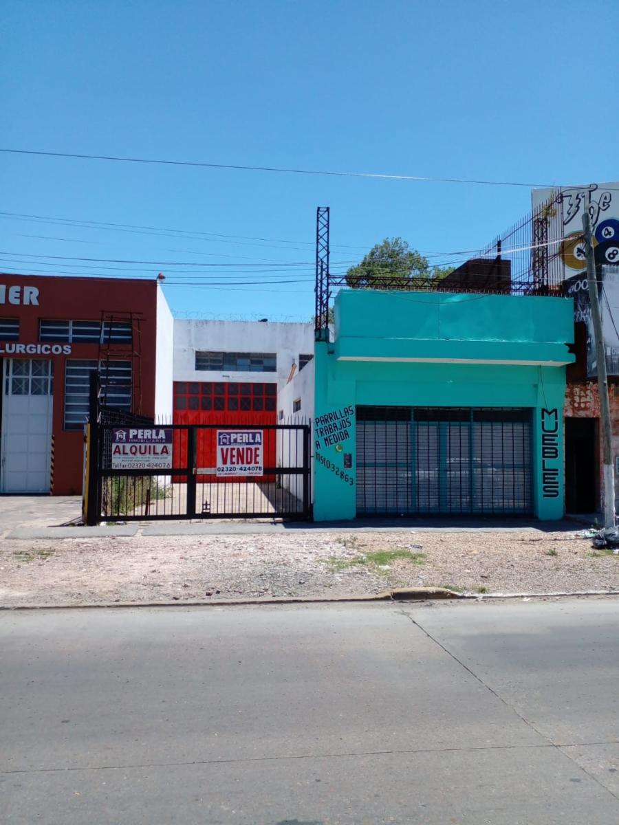 Excelente galpón sobre Ruta - 1