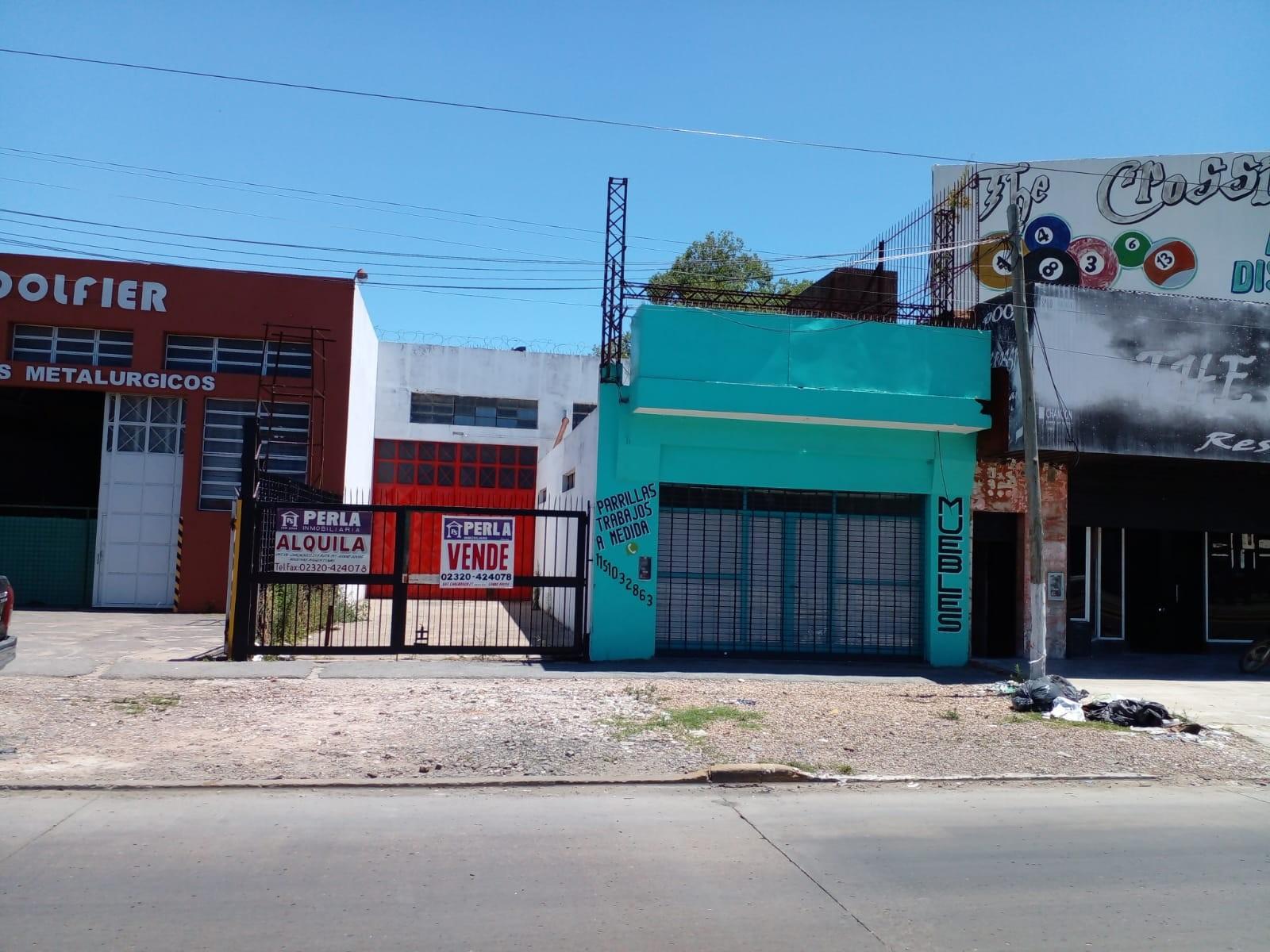 Excelente galpón sobre Ruta - 3