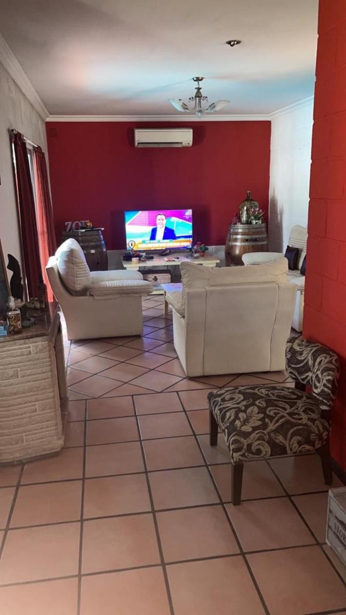 Hermosa casa en Barrio Parque Pero` — foto 8
