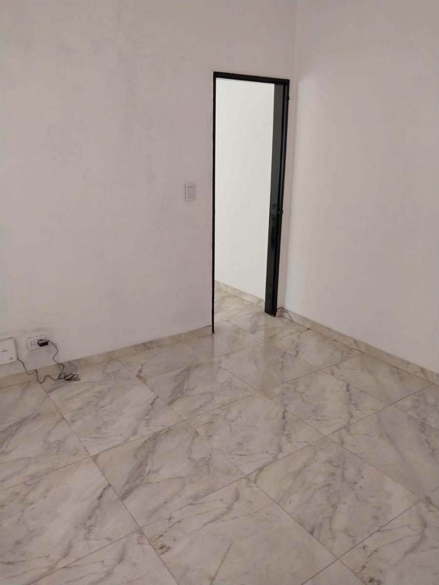 Casa de tres dormitorios en venta a 20 metros de la Avenida del Sesquicentenario ex Ruta 197 — foto 2
