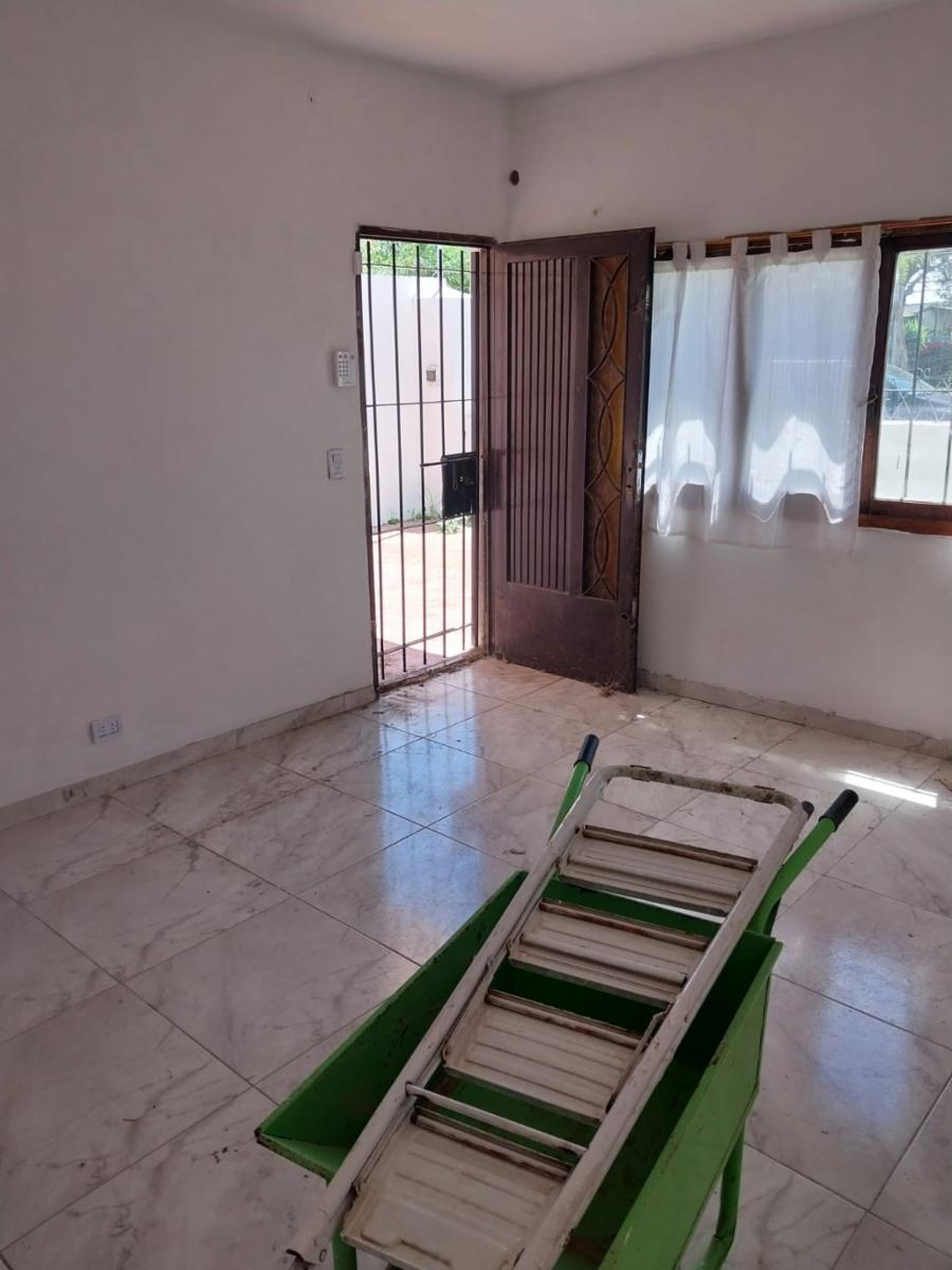 Casa de tres dormitorios en venta a 20 metros de la Avenida del Sesquicentenario ex Ruta 197 — foto 4