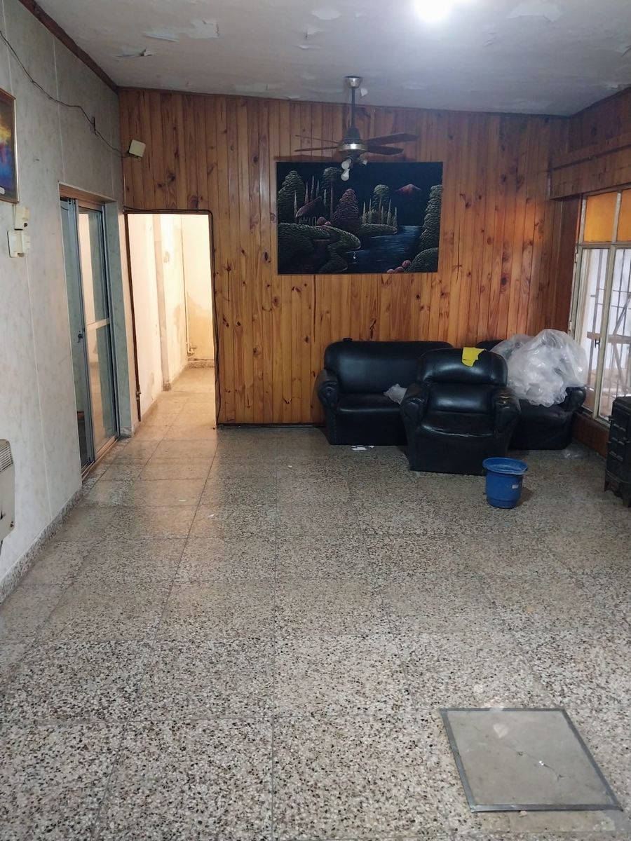 Casa centrica y a 2 cuadras de la Estacion con dos locales — foto 10