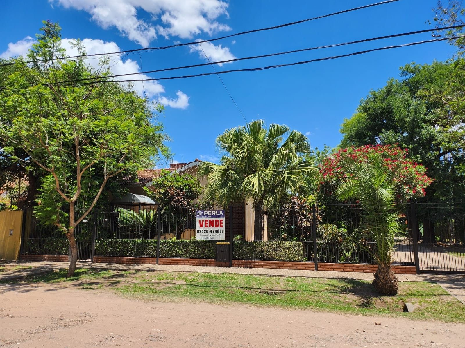 Excelente casa quinta - 1