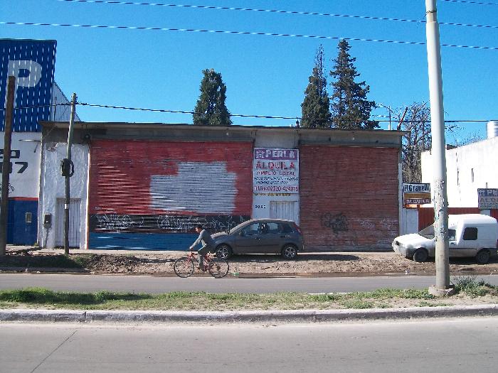 Local Comercial en Alquiler en Los Polvorines, Malvinas Argentinas, Buenos Aires - 1