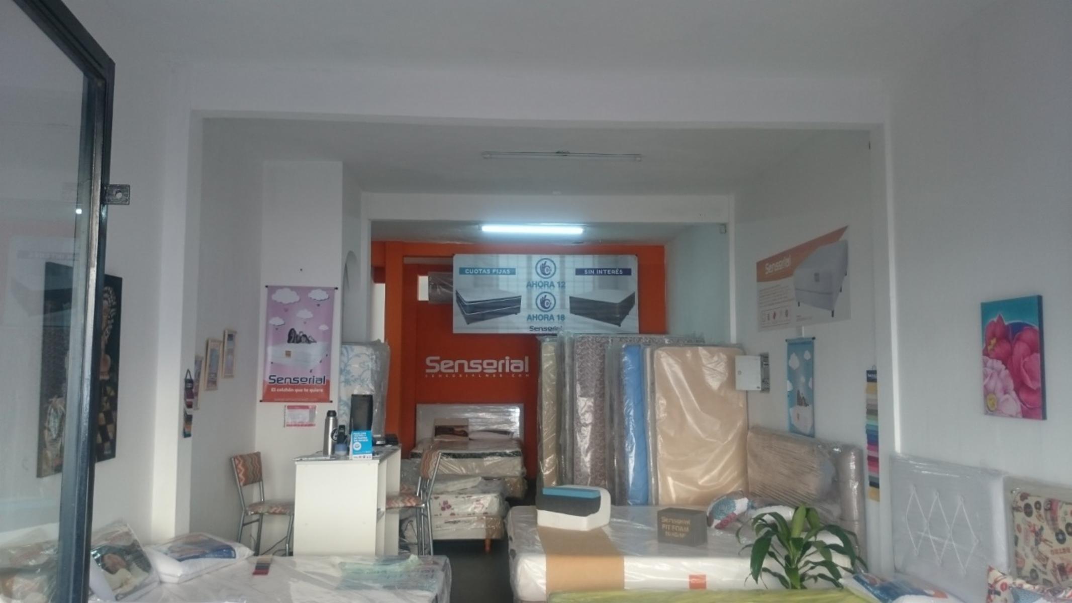 Excelente local en Castelar — foto 4