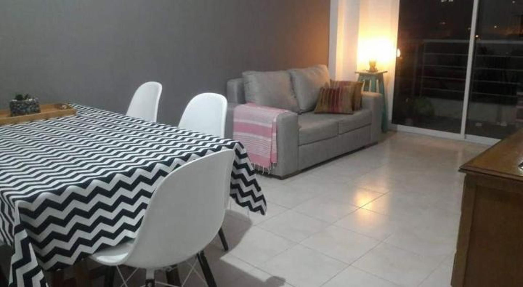 Departamento 2 ambientes en Caseros