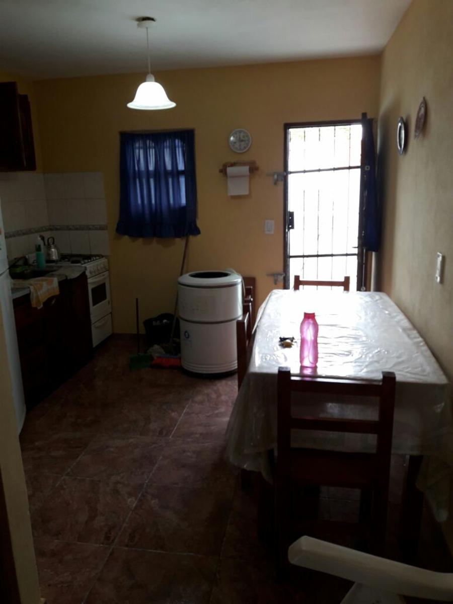 OPORTUNIDAD TRIPLEX TODO AMOBLADO Y REJAS 3 CUADRAS DEL MAR — foto 2