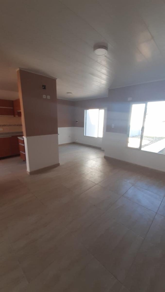 SE VENDE CASA A ESTRENAR DE 2 DORMITORIOS EN VILLA LIBERTADOR SAN MARTIN. — foto 4