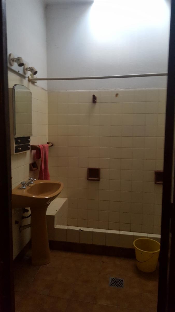OPORTUNIDAD!! VENDO CASA EN CALLE CLARK Y SUDAMERICA $2M — foto 6