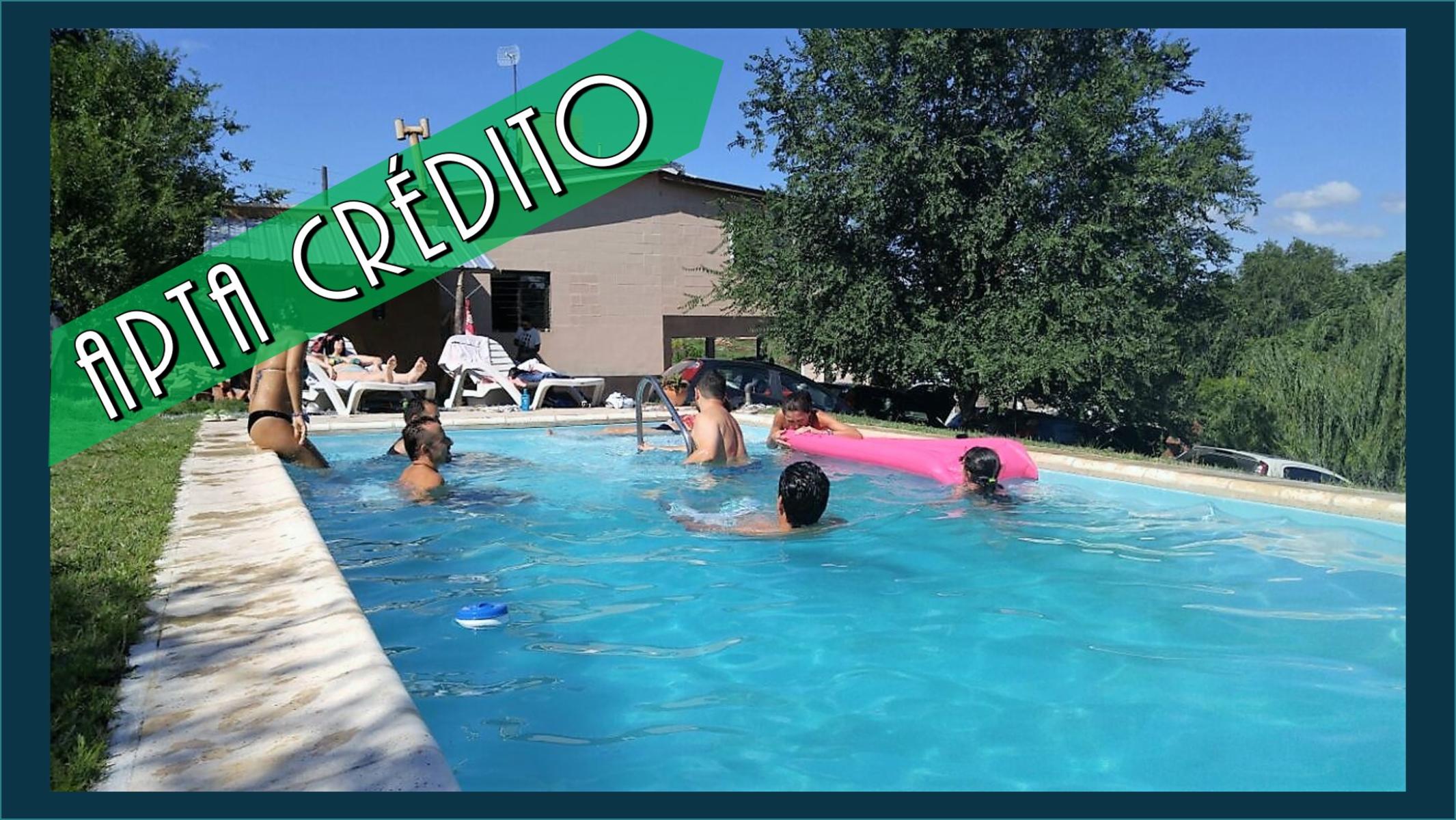 CHALET APTO CREDITO GRAN PISCINA Y LOTE A MINUTOS DE CARLOS PAZ - V135