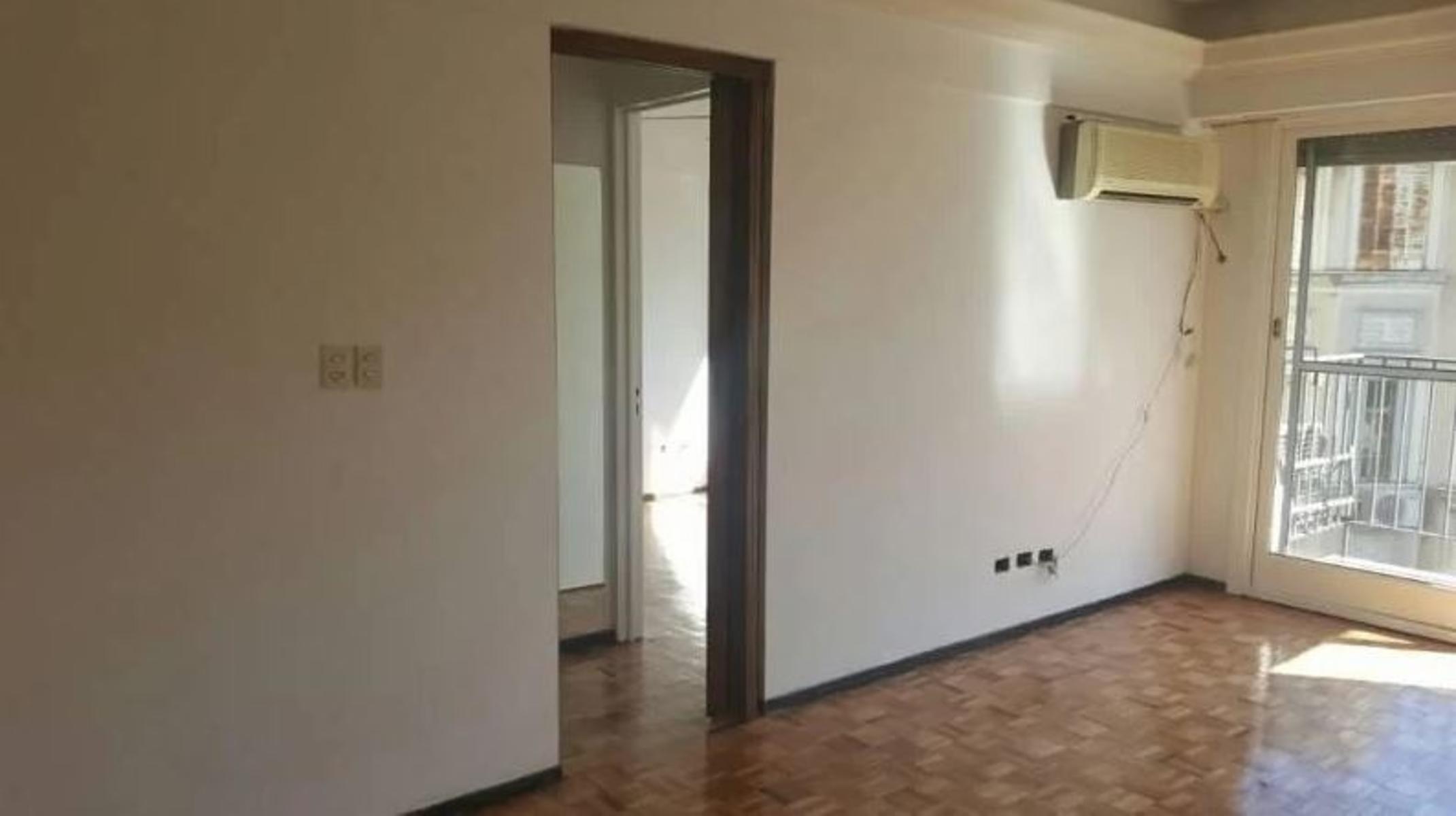 APTO CREDITO Constitución: Amplio 2 Ambientes con balcón cocina completa — foto 4