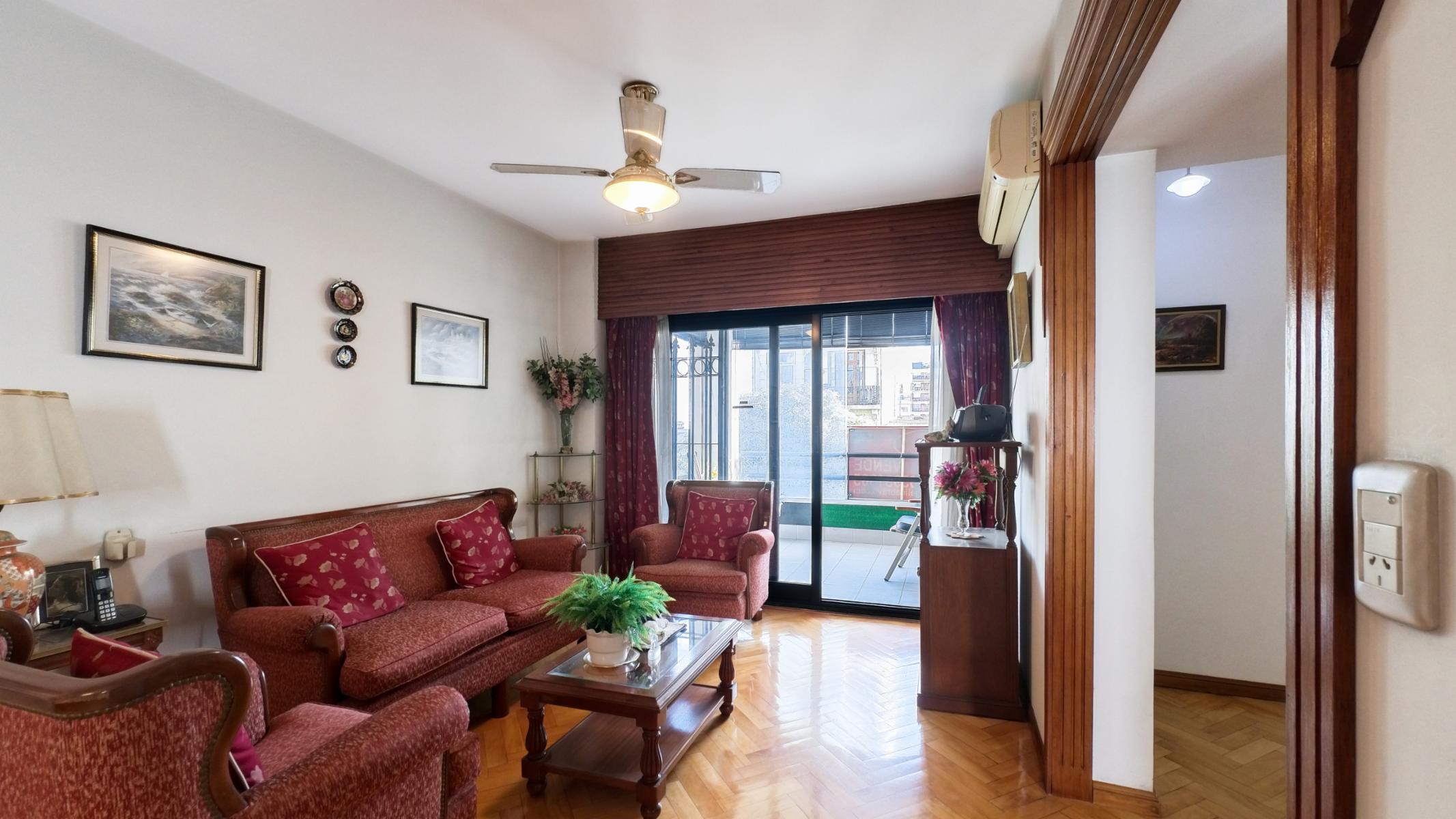 Monserrat 3 ambientes Dormitorio Suite 2 baños cocina lavadero balcón — foto 4