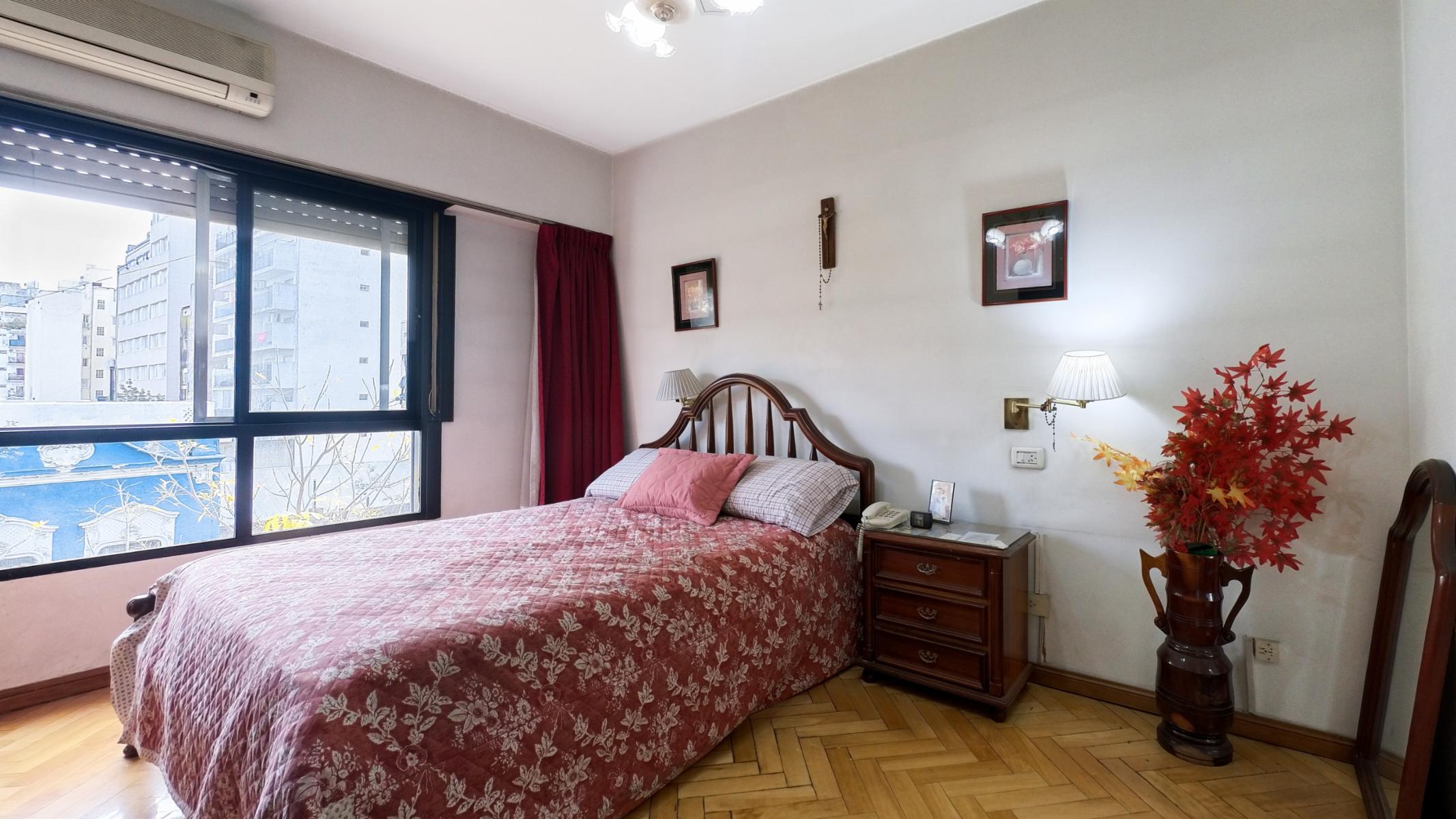 Monserrat 3 ambientes Dormitorio Suite 2 baños cocina lavadero balcón — foto 15