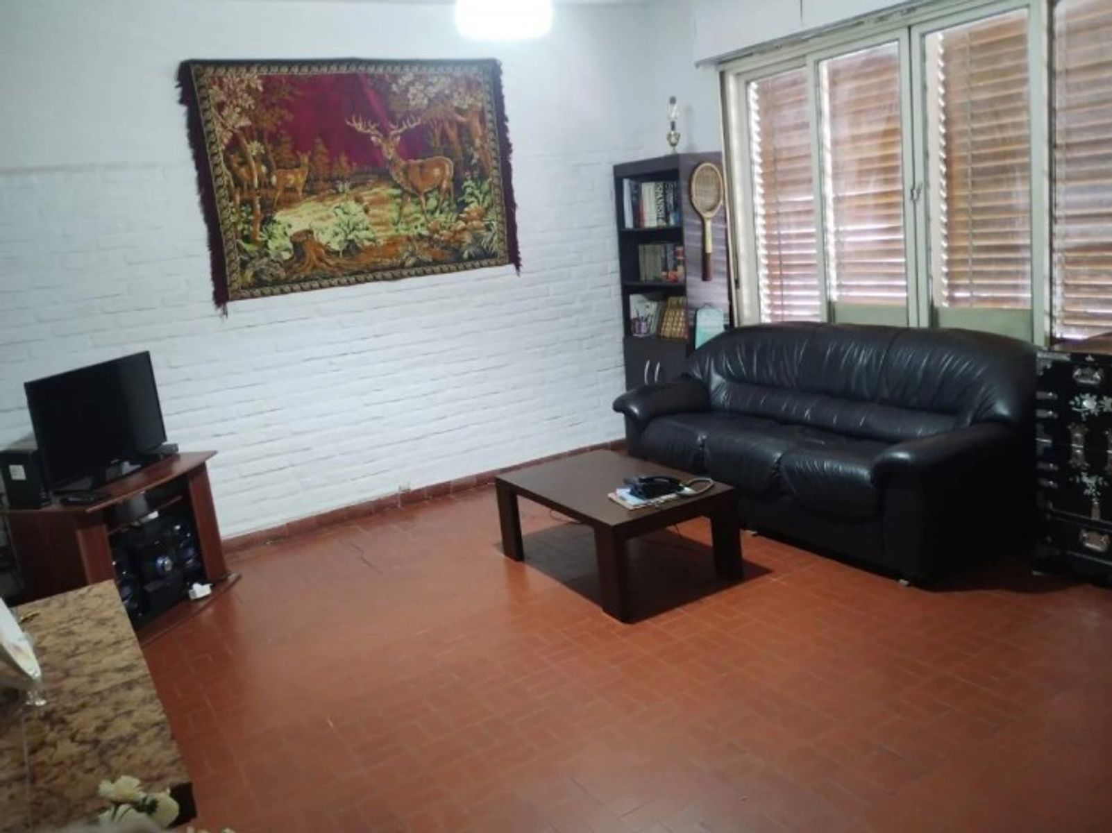 CASA 6 AMBIENTES CON PATIO Y TERRAZA Y LOTE PROPIO — foto 5
