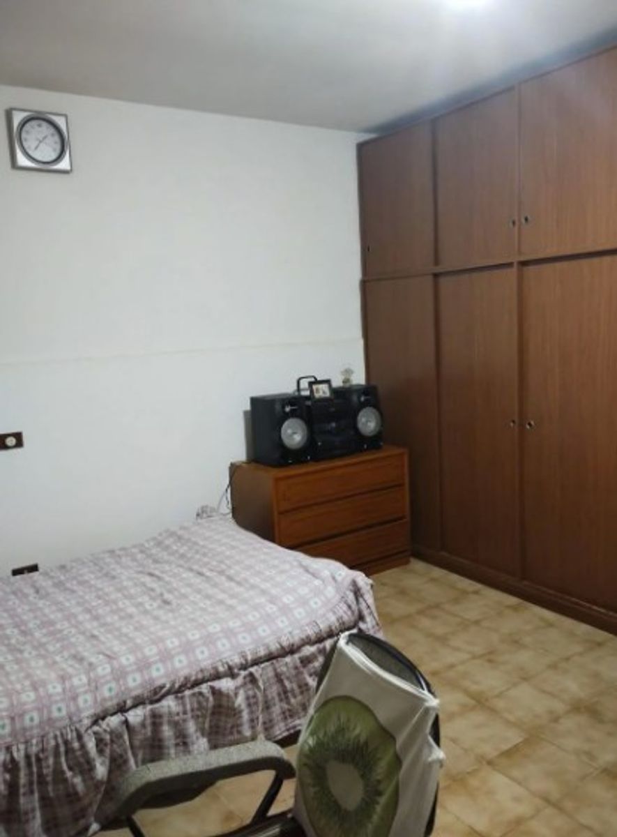 CASA 6 AMBIENTES CON PATIO Y TERRAZA Y LOTE PROPIO — foto 10