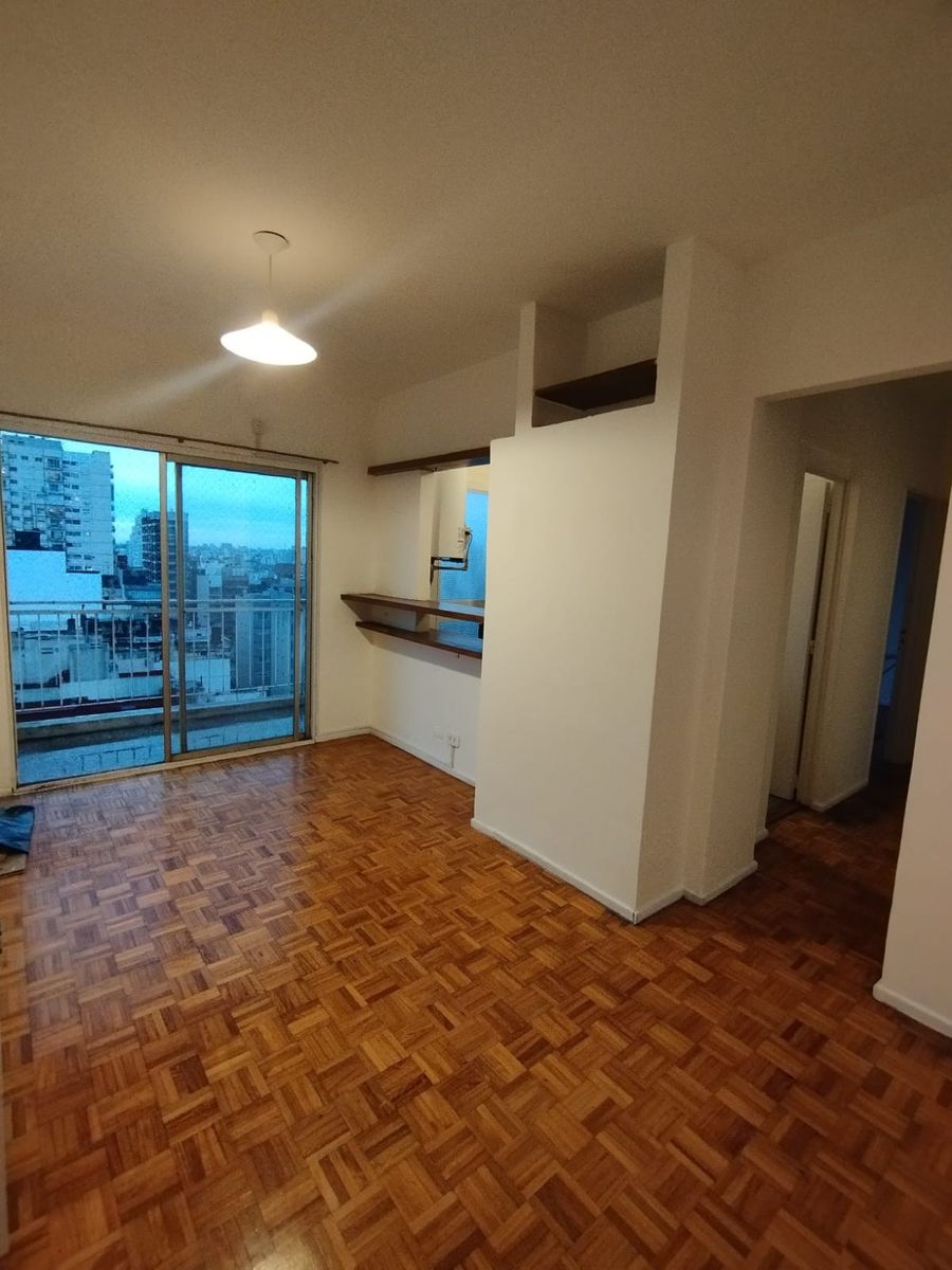 Colegiales APTO CREDITO 2 1/2 ambientes con balcón vista abierta