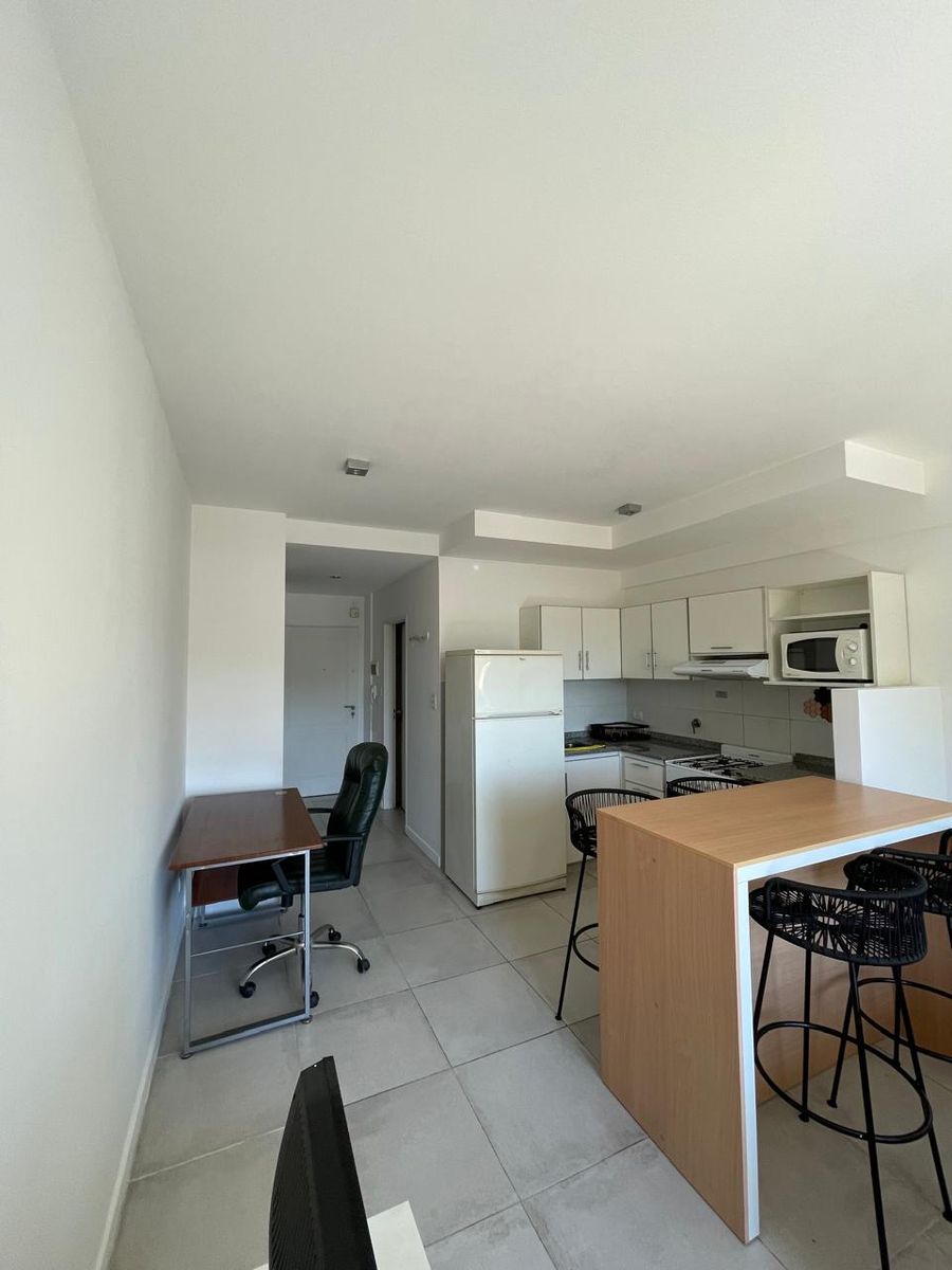 Departamento con Balcón con cochera - APTO CREDITO - Full Amenities. — foto 5