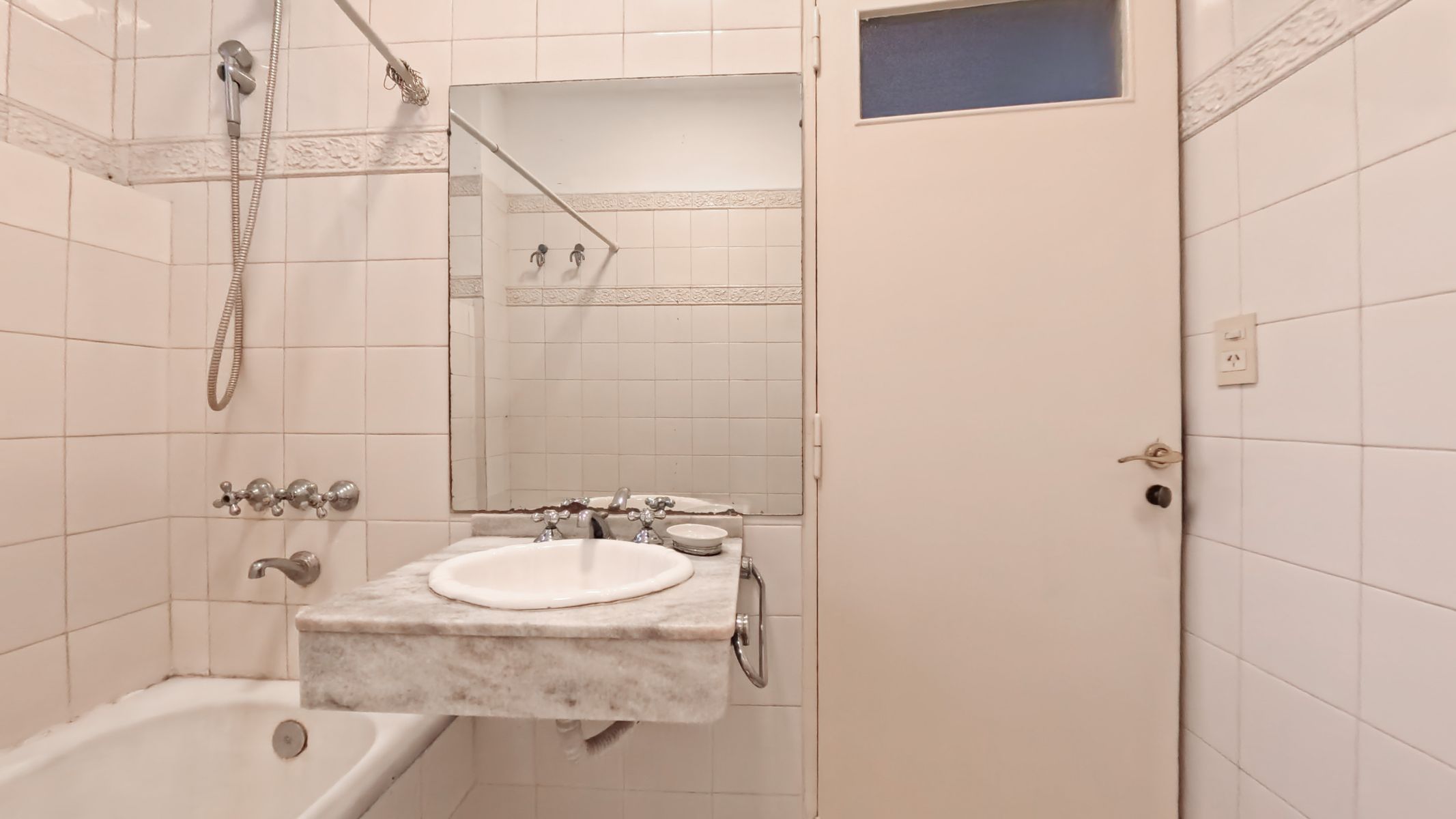 Recoleta 3 ambientes + Escritorio Baño y Toilette - 25