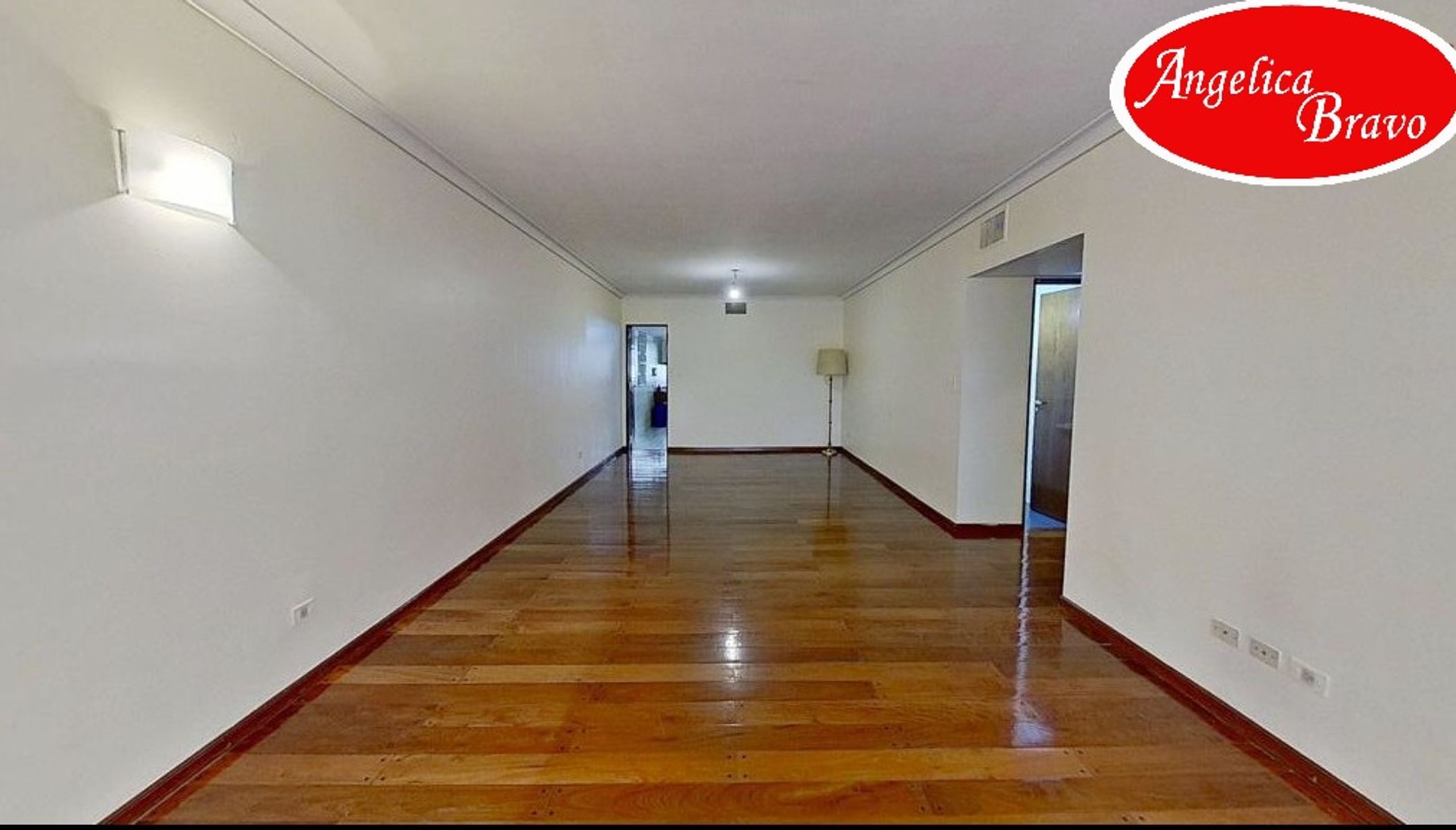 Retiro PISO 4 ambientes con dependencia de servicio, 2 cómodas cocheras y amplia baulera. - 10