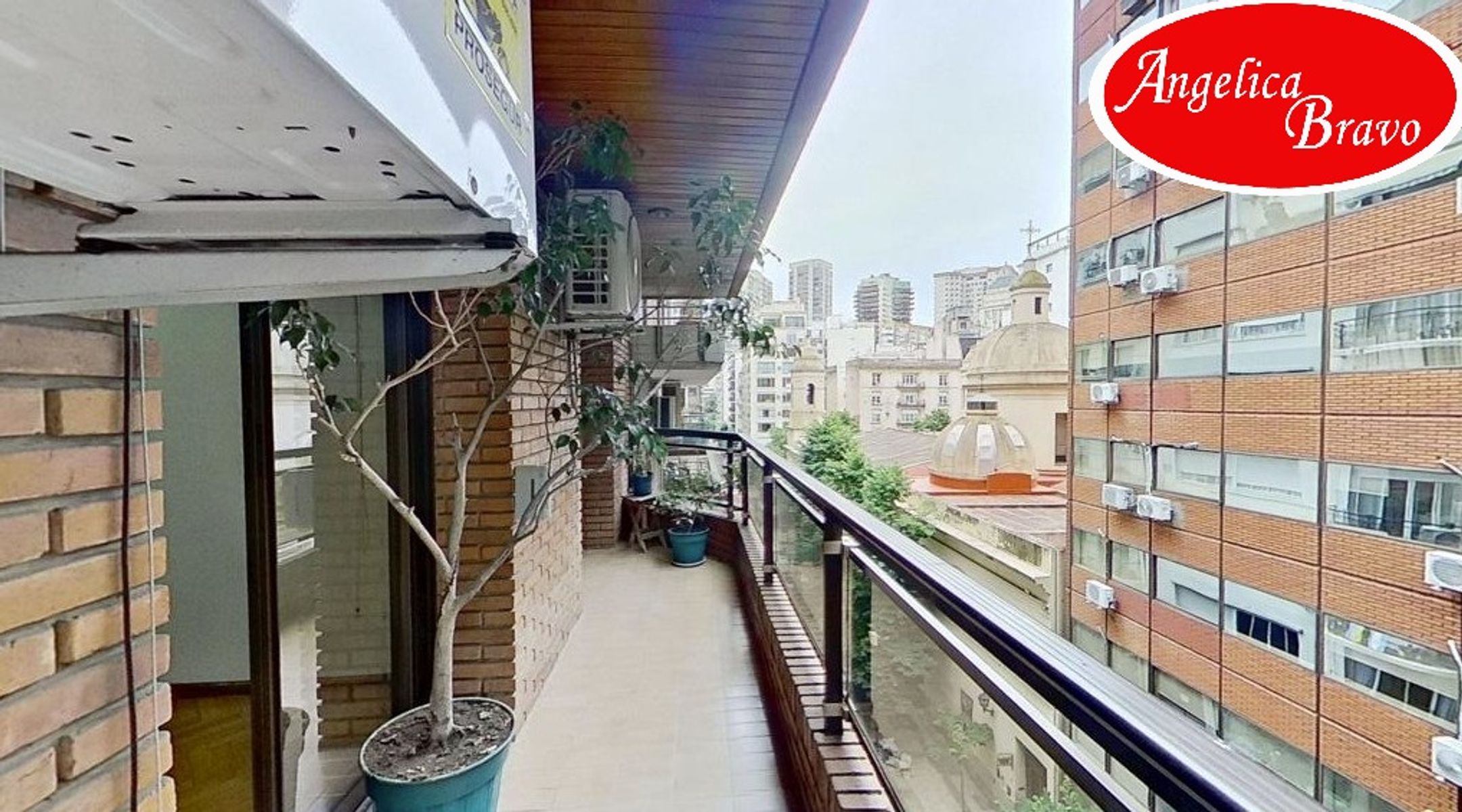 Retiro PISO 4 ambientes con dependencia de servicio, 2 cómodas cocheras y amplia baulera. - 13