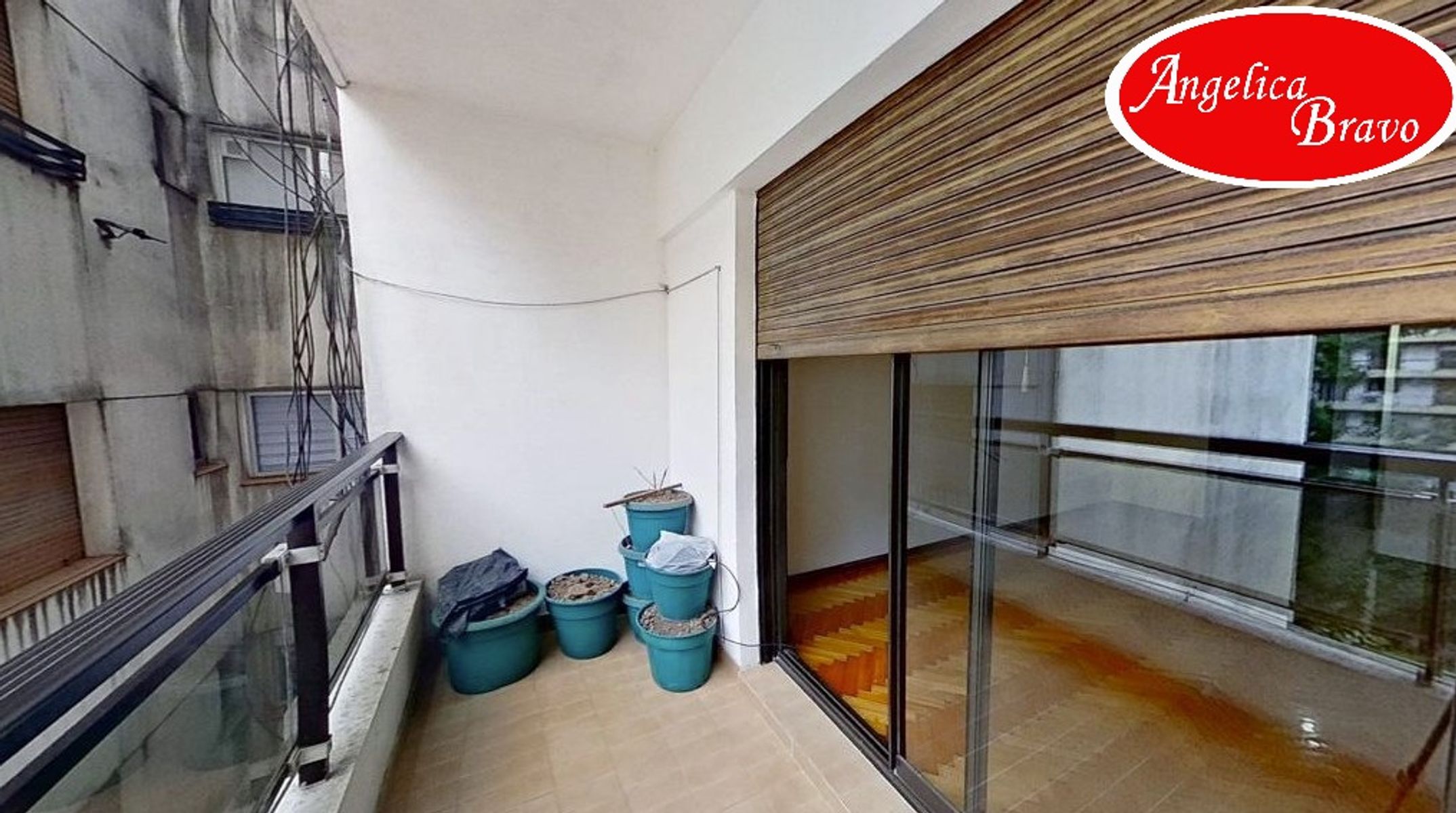 Retiro PISO 4 ambientes con dependencia de servicio, 2 cómodas cocheras y amplia baulera. - 37
