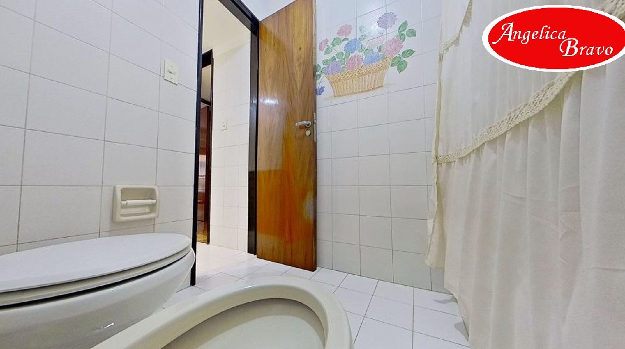 Retiro PISO 4 ambientes con dependencia de servicio, 2 cómodas cocheras y amplia baulera. - 58