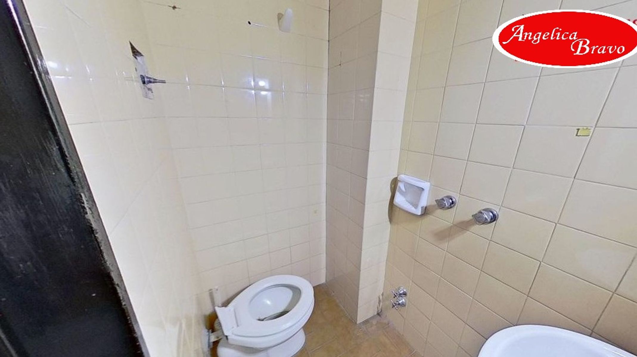 Retiro PISO 4 ambientes con dependencia de servicio, 2 cómodas cocheras y amplia baulera. - 67