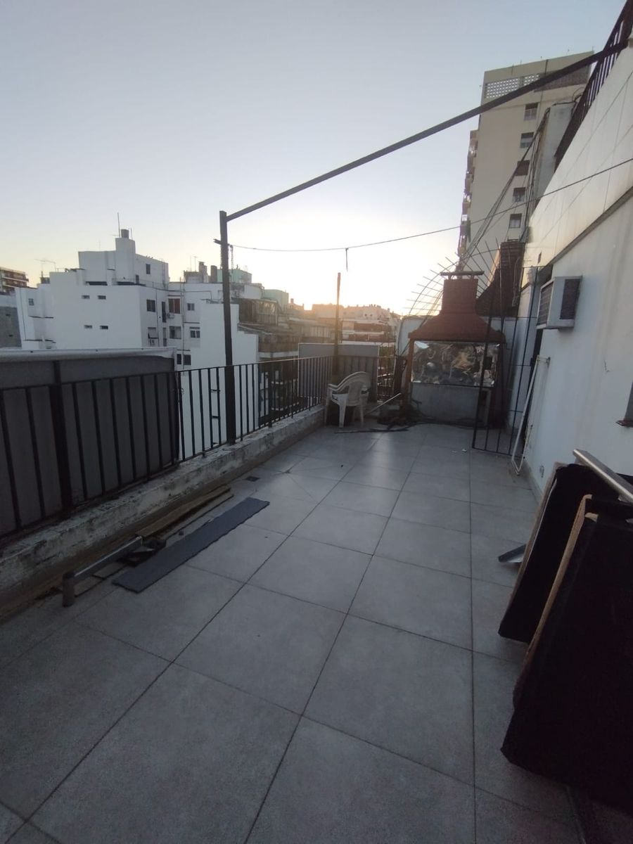 3 abientes con dependencia y balcon terraza