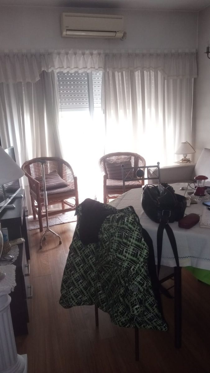Devoto 2 Ambientes con Balcon - 1