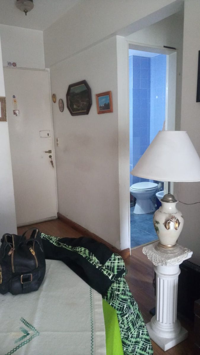 Devoto 2 Ambientes con Balcon - 8