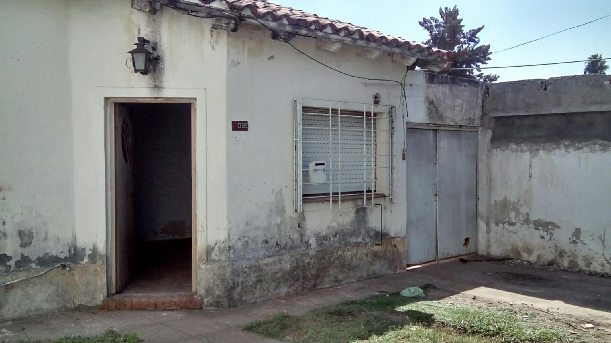 Vendo casa a reciclar en Hurlingham — foto 2