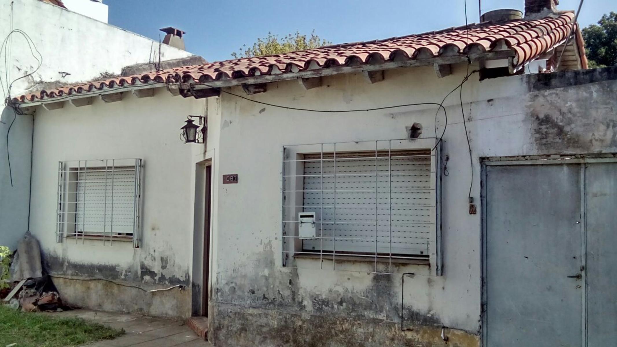 Vendo casa a reciclar en Hurlingham — foto 3