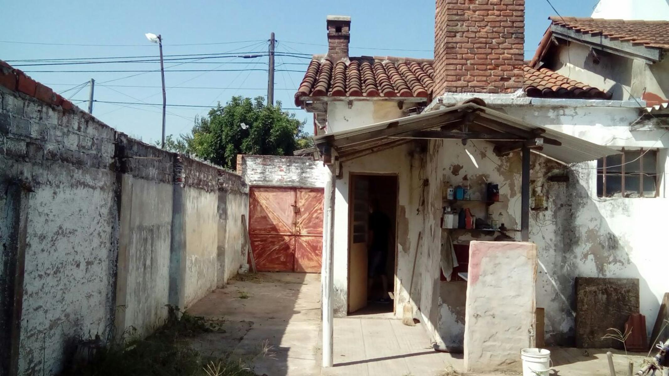 Vendo casa a reciclar en Hurlingham — foto 7