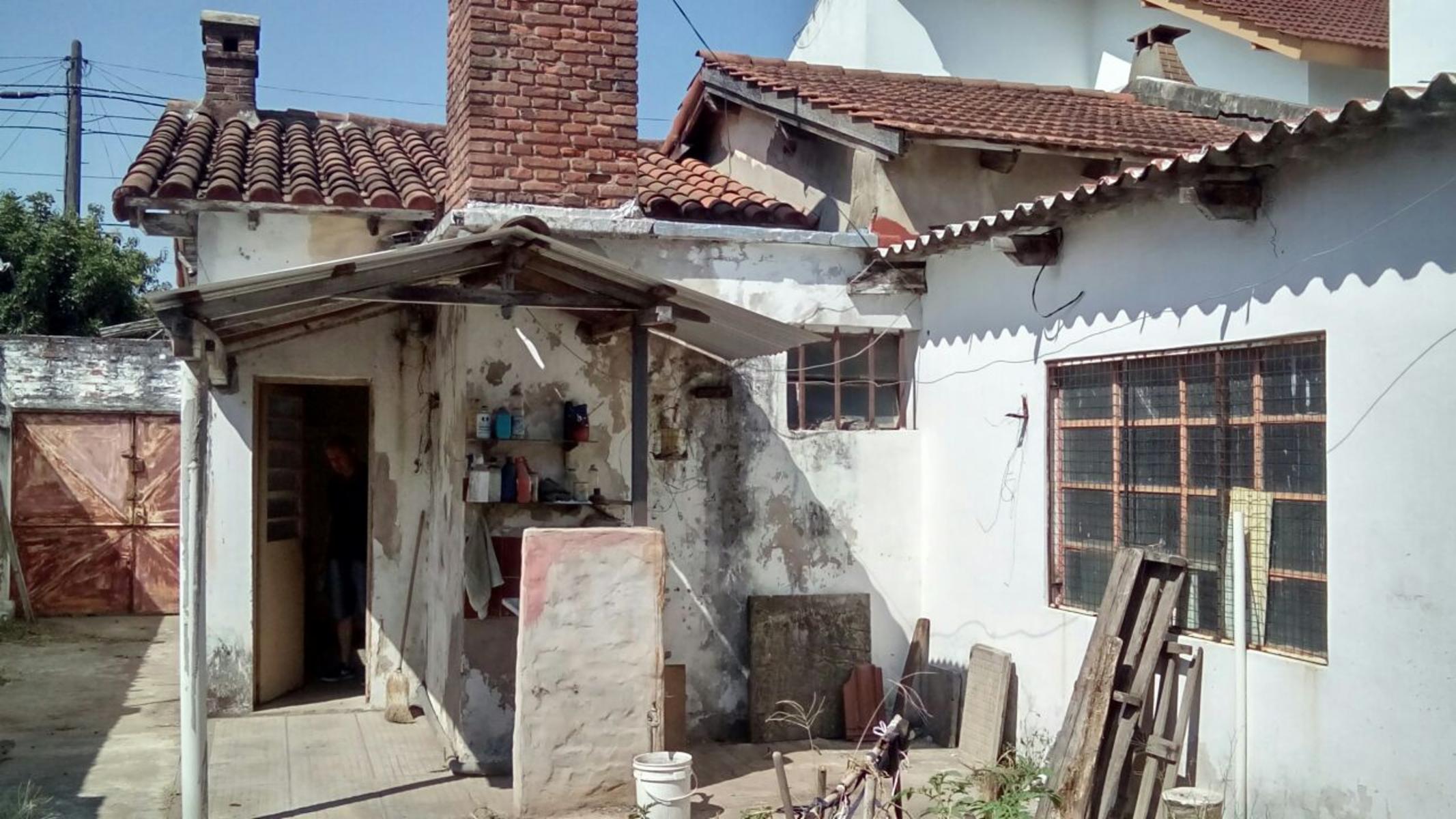Vendo casa a reciclar en Hurlingham — foto 9