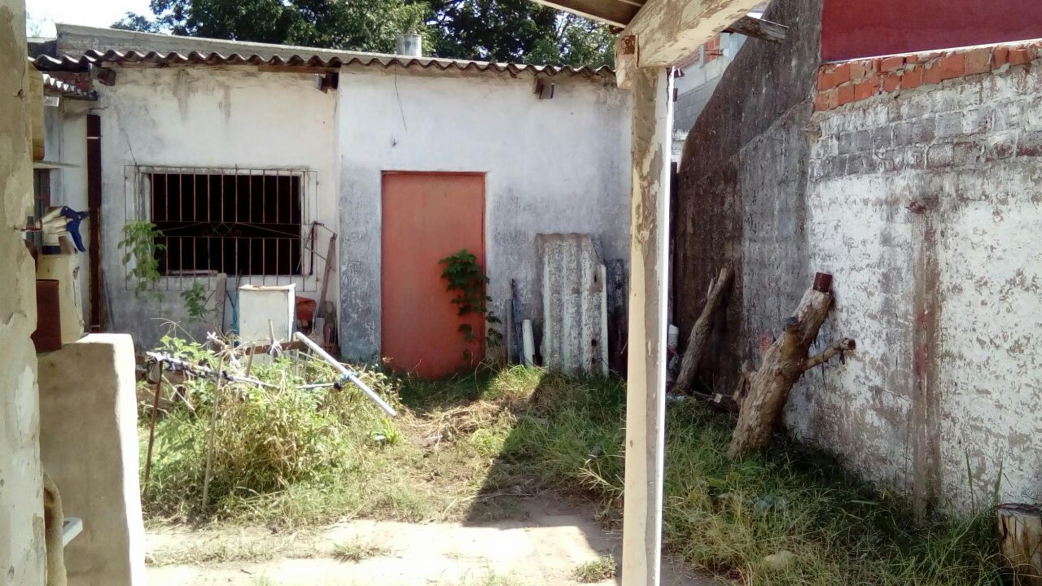 Vendo casa a reciclar en Hurlingham — foto 11