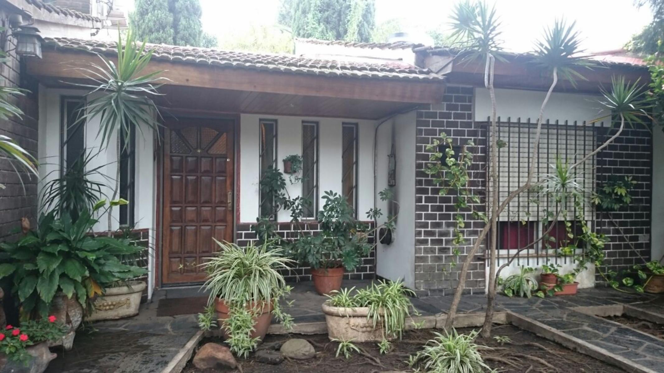 Vendo casa en Villa Tesei