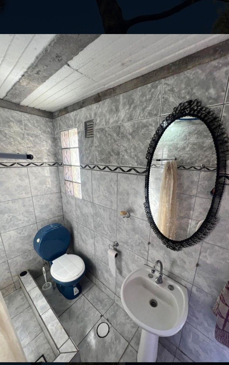 VENTA HERMOSA CASA, BARRIO PARQUE DUFAUR TRES DORMITORIOS 2 EN PLANTA ALTA, DOS BAÑOS, ENTRADA PARA AUTO — foto 7