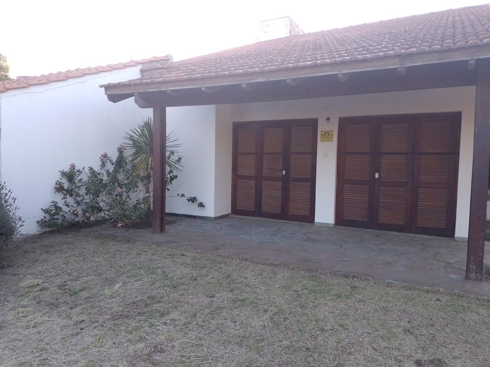 CASA RIO IGUAZU PARA 9 PERSONAS A MEDIA CUADRA DEL MAR — foto 2