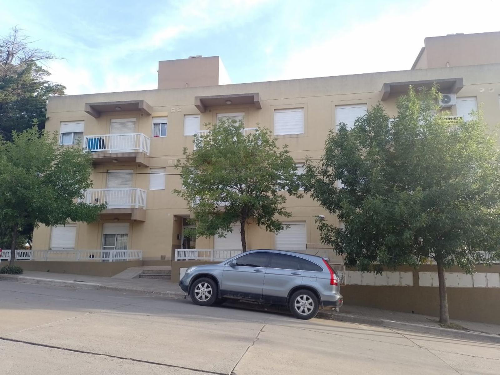 DEPTO EDIFICIO TRES CIUDADES PARA 4 PERSONAS