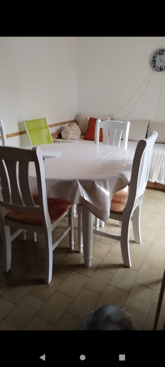 Depto centrico de un dormitorio a dos del mar, para 4 personas, dormitorio con cama matrimonial y en el comedor cama marinera. pequeño patio. frente al centro de conveciones. — foto 3