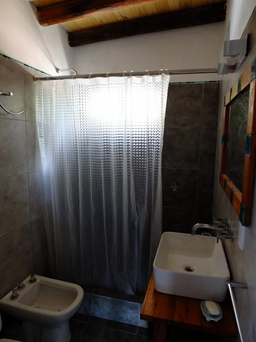 HERMOSA CASA PARA 4 PERSONAS EN SAUCE GRANDE (Calle Miramar y La Perla) a 5 cuadras del mar — foto 4