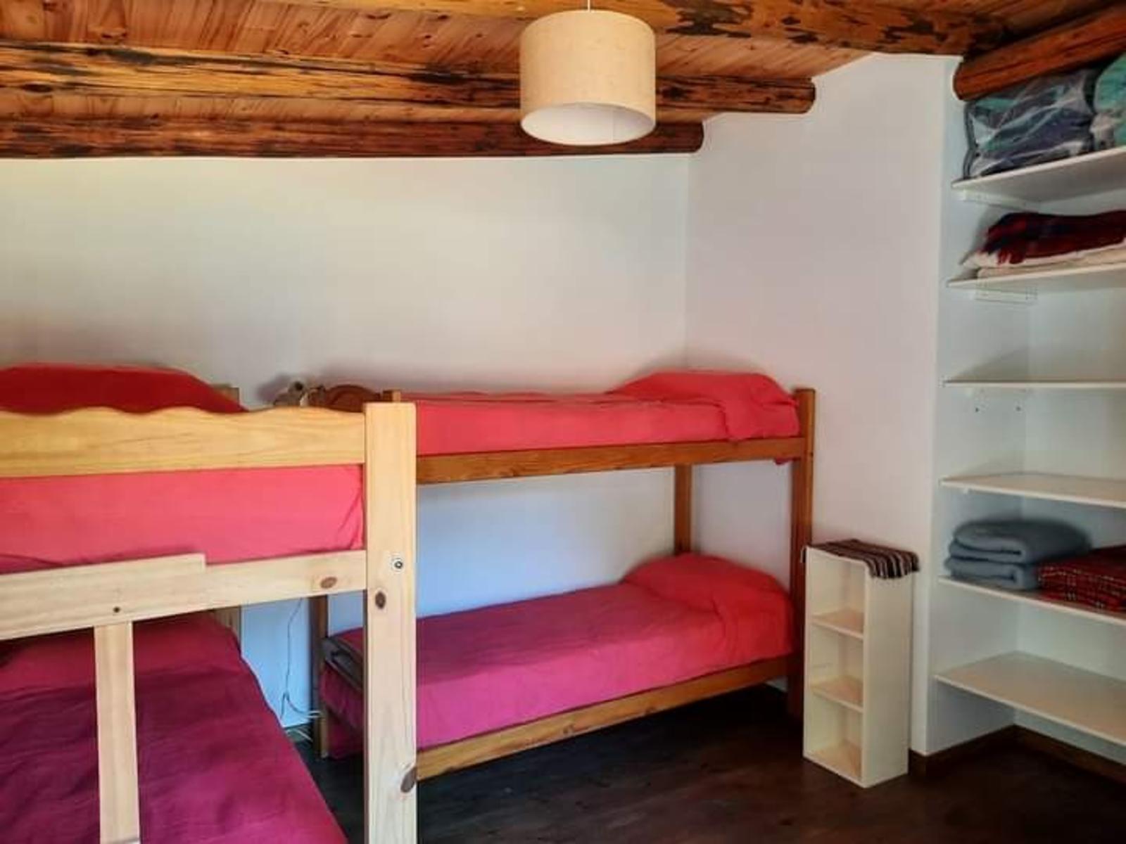 HERMOSA CASA PARA 6 PERSONAS EN SAUCE GRANDE (Calle Miramar y La Perla) a 5 cuadras del mar — foto 6