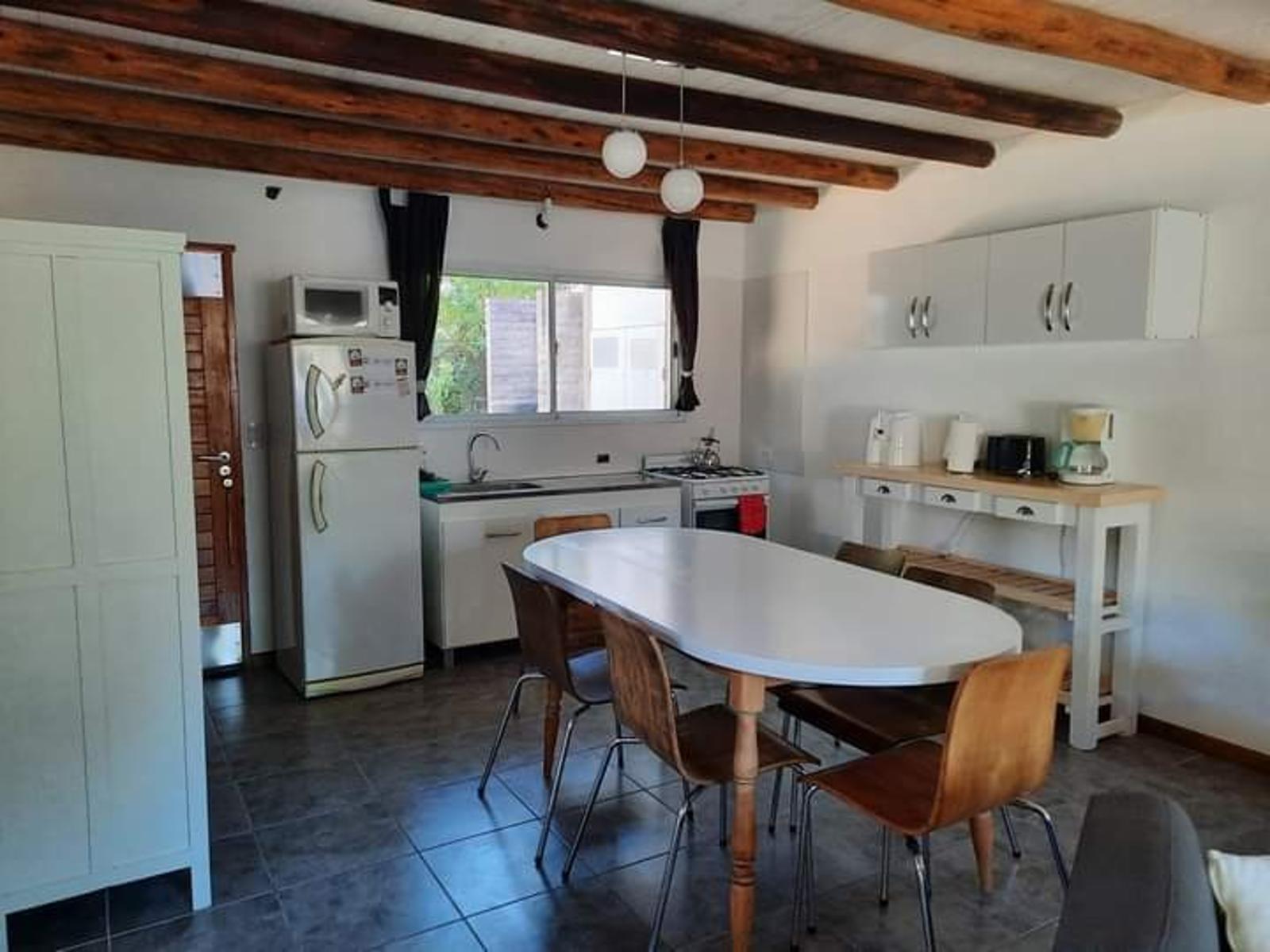 HERMOSA CASA PARA 6 PERSONAS EN SAUCE GRANDE (Calle Miramar y La Perla) a 5 cuadras del mar — foto 9